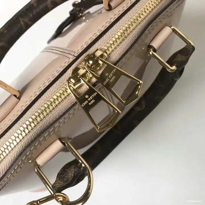 Fashionreps Bags 19T1L0244 LV 0725